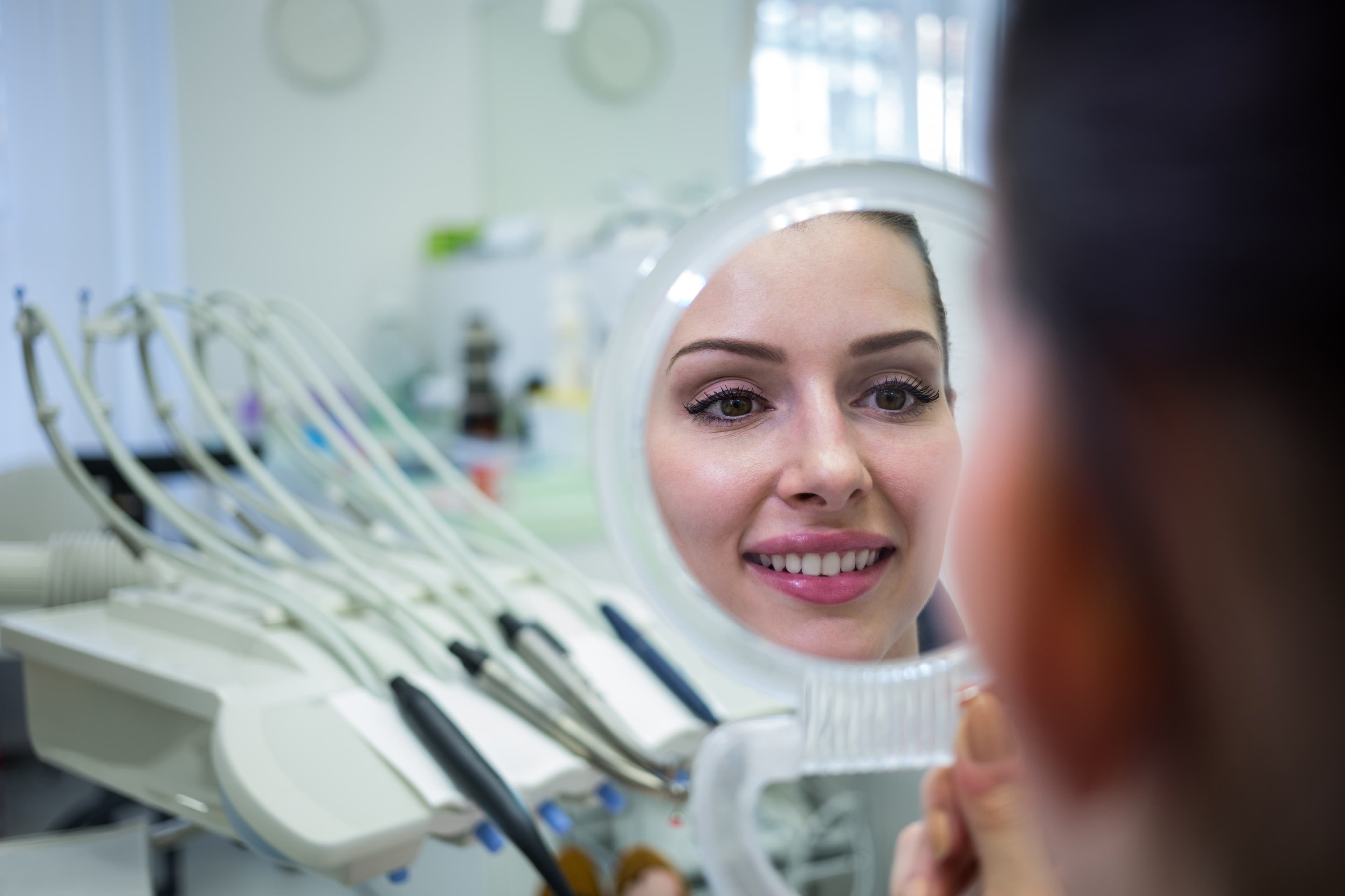 Custom-fitted comfortable dentures